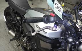 YAMAHA XSR700 2018 RM22J
