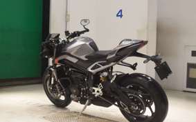 TRIUMPH STREET TRIPLE RS 2023