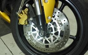 TRIUMPH STREET TRIPLE 2011