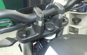 SUZUKI GSX-8S 2023 EM1AA