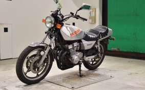 KAWASAKI GSX400F 2024