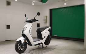HONDA EM1 e: EF16