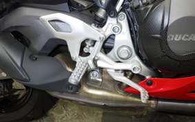 DUCATI パニガーレV2S 2025