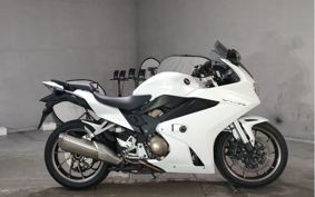 HONDA VFR800F 2017 RC79