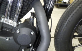 HARLEY XL883N 2013