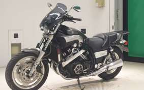 YAMAHA VMAX 2001