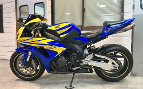 HONDA CBR1000RR 2007 SC57