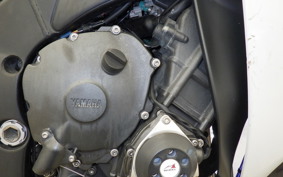 YAMAHA YZF-R1