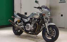 YAMAHA XJR1300 2000 RP03J
