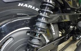 HARLEY XL883N 2015