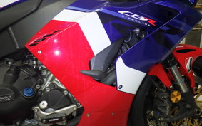 HONDA CBR1000RR R 2020 SC82