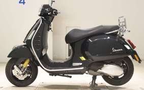 VESPA GTS300 SUPER 2022