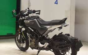HUSQVARNA SVARTPILEN 401 2021
