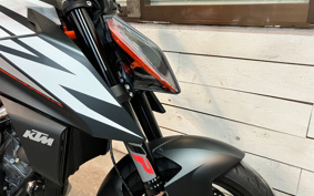 KTM 1290 SUPER DUKE R 2020 V3940