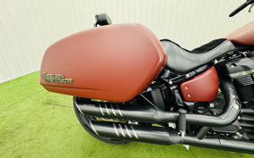 HARLEY FXBB 2017 YJJ