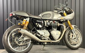 TRIUMPH THRUXTON 1200R 2016 DAD72H