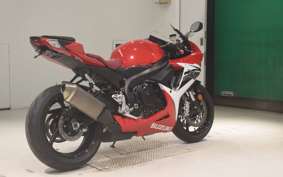 SUZUKI GSX-R600 2019
