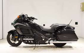 HONDA GL 1800 GOLD WING F6B 2013 SC68