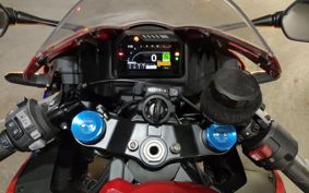 HONDA CBR600RR 2025 PC40