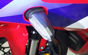 HONDA CBR650R E-Clutch 2026 RH17