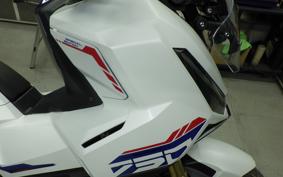 HONDA X-ADV 750 2026 RH21