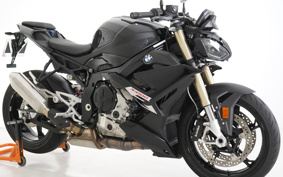 BMW S1000R 2025 0P31