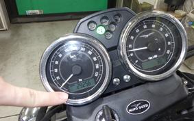 MOTO GUZZI V7 STONE 2013