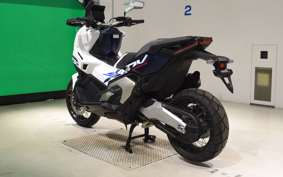HONDA X-ADV 750 2026 RH21