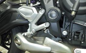 TRIUMPH TRIDENT 660 2022