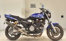 YAMAHA XJR1300 2001 RP03J