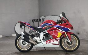 HONDA CBR250RR MC51