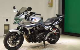 HONDA CB1300SB SUPER BOLDOR 2023 SC54