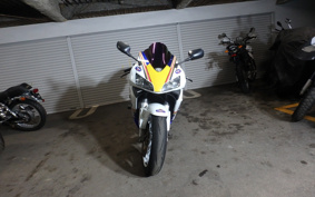 HONDA CBR600RR 2003 PC37