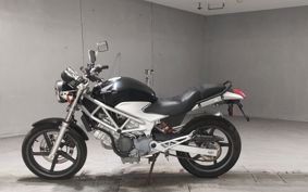 HONDA VTR 250 MC33