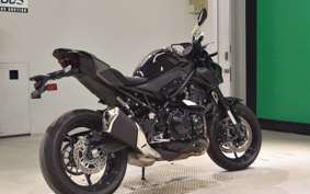 KAWASAKI Z900 2025 ZR900S