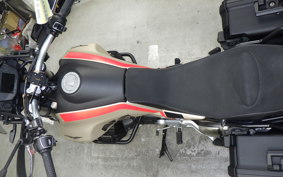 MOTO GUZZI V85 TT 2020