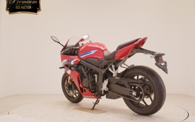 HONDA CBR650R E-Clutch 2026 RH17