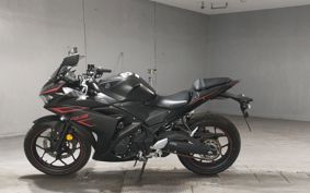YAMAHA YZF R-3 2018 RH13J