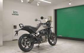 HUSQVARNA SVARTPILEN 250