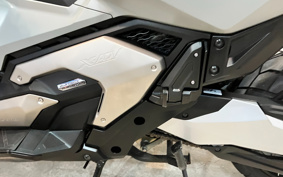 HONDA X-ADV 750 2025 RH21