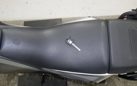 HUSQVARNA SVARTPILEN 250 1998