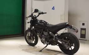 DUCATI SCRAMBLER ICON 2015