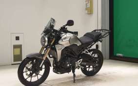 HONDA CB250RA 2015 MC52