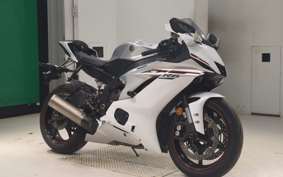 YAMAHA YZF-R6 2018