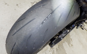 YAMAHA YZF-R1 2009