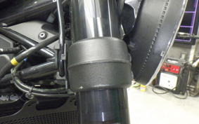 HUSQVARNA SVARTPILEN 125 2023