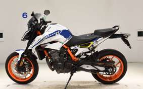KTM 890 DUKE R 2021