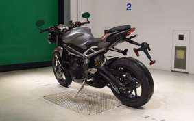 TRIUMPH STREET TRIPLE RS 2021