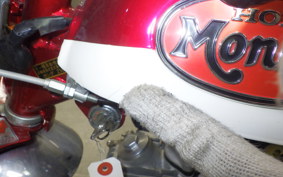 HONDA MONKEY Z50A