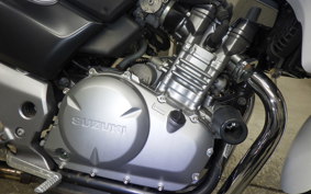 SUZUKI GSR250